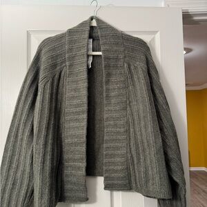 Lululemon cardigan (NEW)